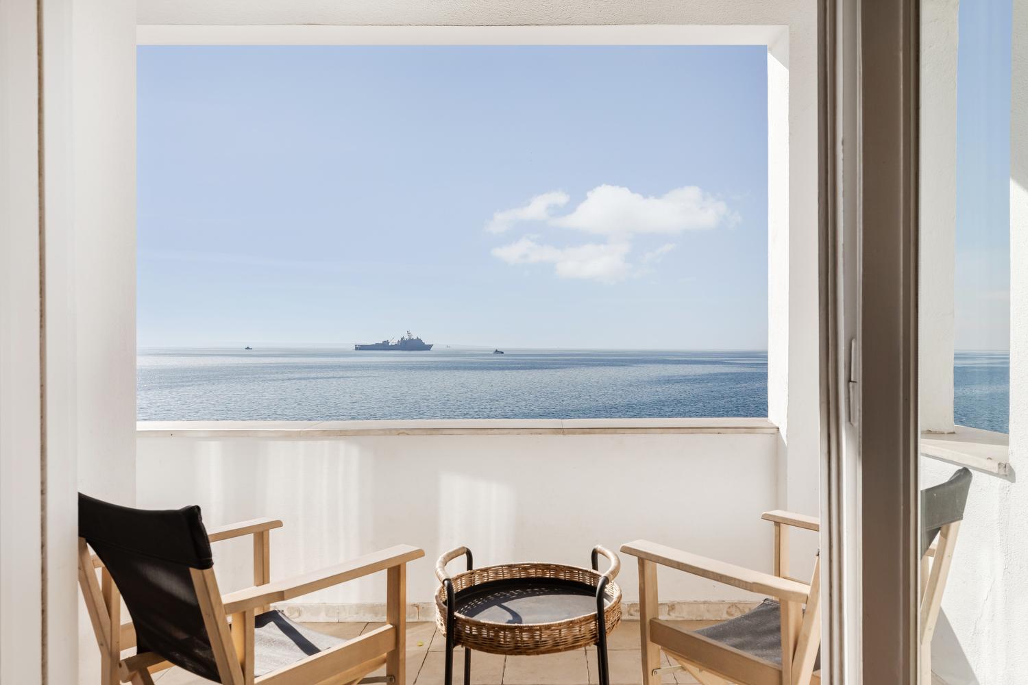 Infinity & Beyond By Halu! - Seafront Apartments Thessaloníki Exteriör bild